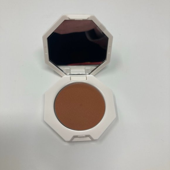 Fenty Beauty Makeup Cheeks Out Fenty Glow Poshmark